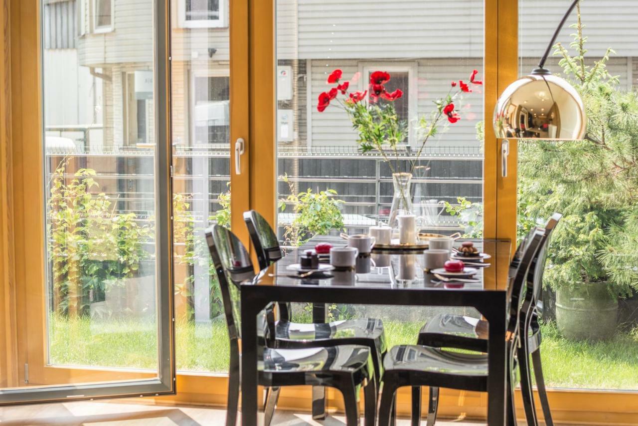 Galaxy Garden Apartment Cracow- Shopping Mall 1Min, Underground Parking, Family Friendly, City Center Krakov Exteriér fotografie
